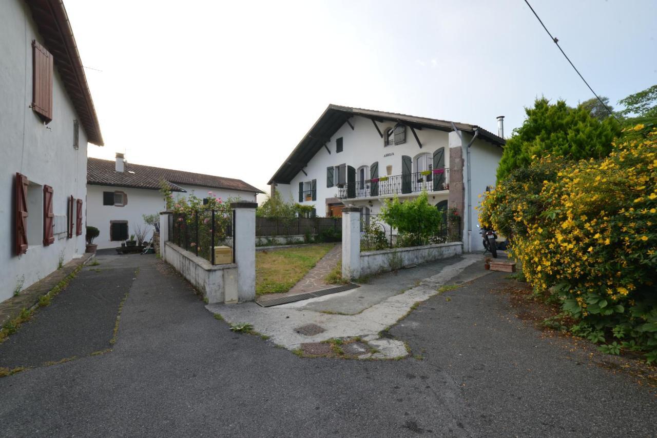 Etxe Arrosa Apartment Saint-Martin-dʼArrossa Exterior foto